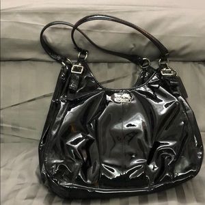 Patent leather Coach Hamdbag